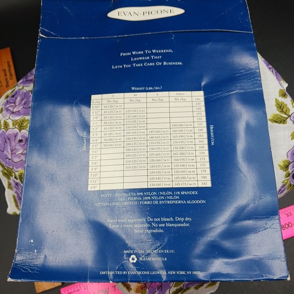 Evan-Picone 187 Pantyhose Light Control Inv Reinf Toe VTG Hosiery Navy Sz Long - Picture 2 of 4